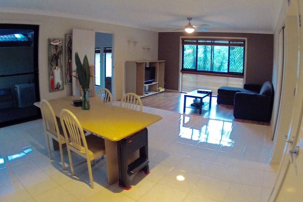 The dining and lounge area