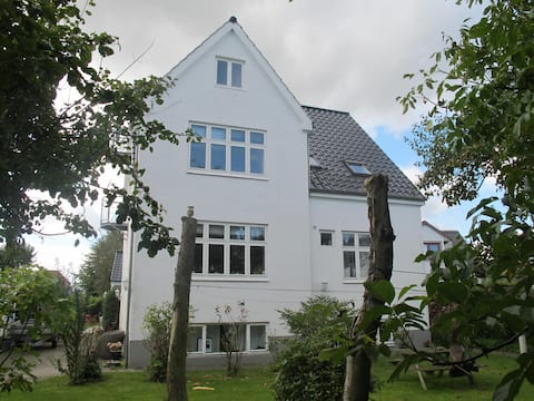 Popular Airbnb listing: Guesthouse Sharon Aarhus in Skejby Christiansbjerg
