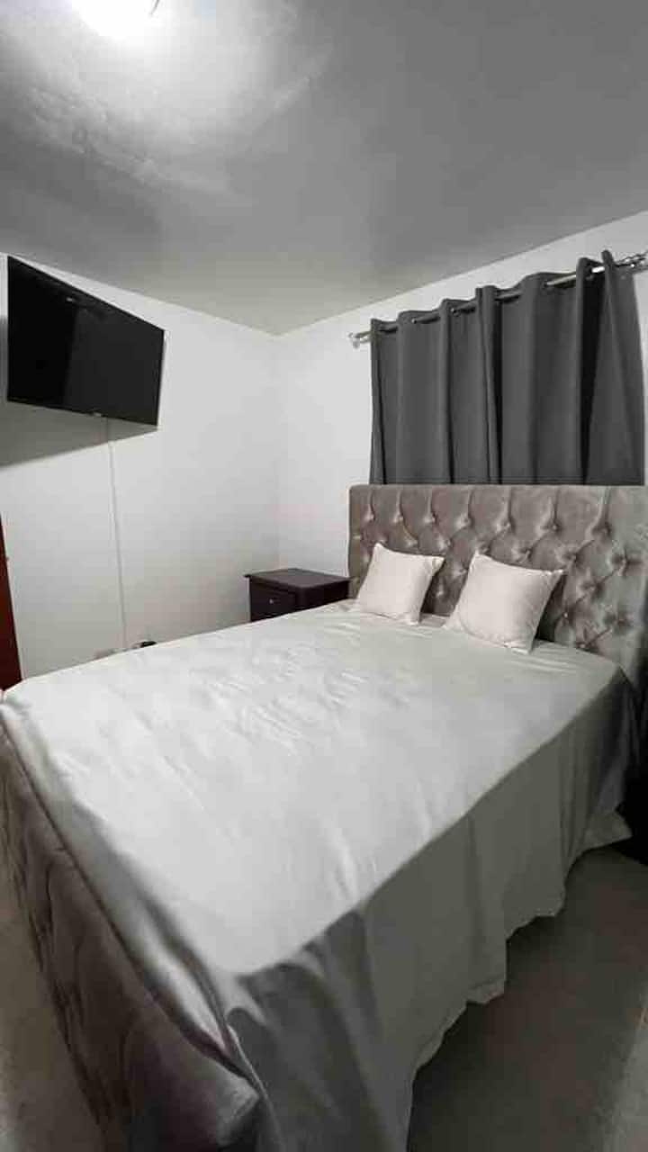 Recamara principal, cama tamaño queen