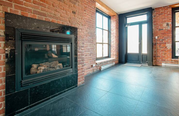 V101 – Lofts St-Vallier – Par Les Lofts Vieux-QC gallery image 3