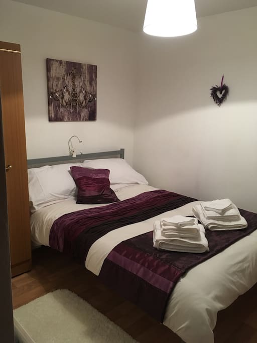 Bedroom- alternative bedding set