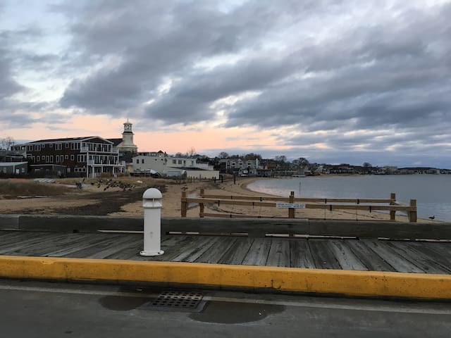 Cozy 3rd Floor Apartment with a View