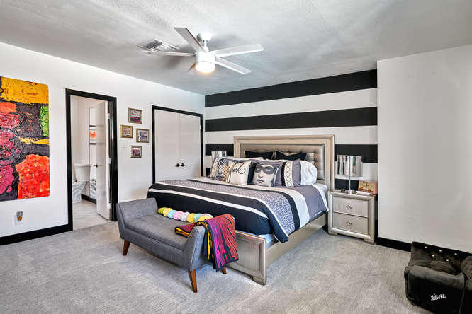 Master Bedroom (King sized bed)