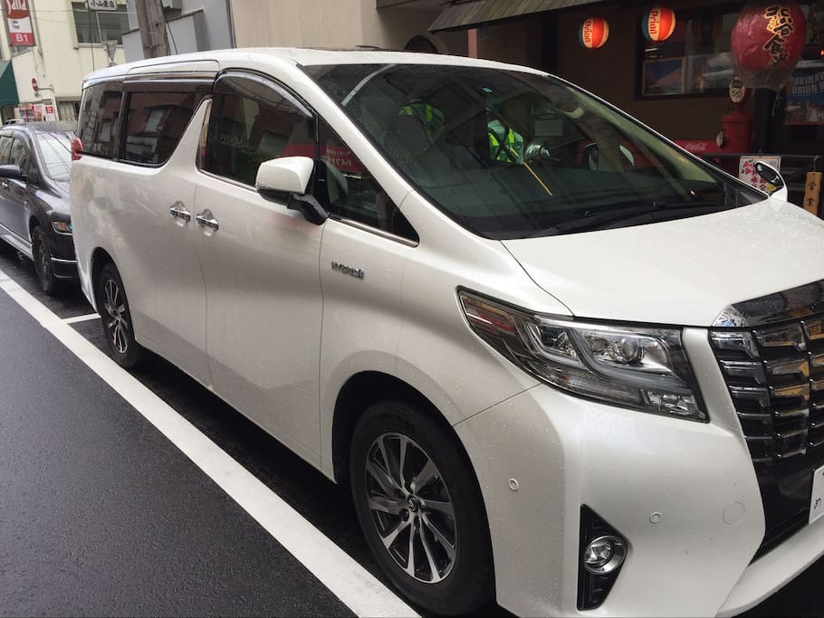 Airport transfer is 8-seat car rental services to meet the service trip to Tokyo Narita 15,000 yen, 10,000 yen Haneda Airport, following a day in the car. 提供机场接送8座位的出租包车服务 迎接服务东京成田机场一趟15000日币,羽田机场10000日币,全天包车承接中。