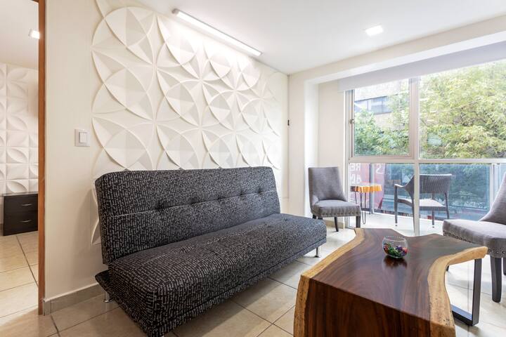 APARTMENT SANTA MARIA LA RIBERA NEAR TO DOWNTOWN gallery image 3