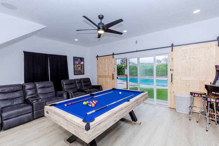 THE PerFect SPOT! 2 miles from SOFI & The FORUM gallery image 2