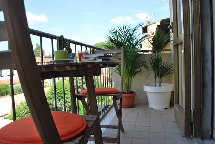F- Your Lovely Nest In Oltrarno