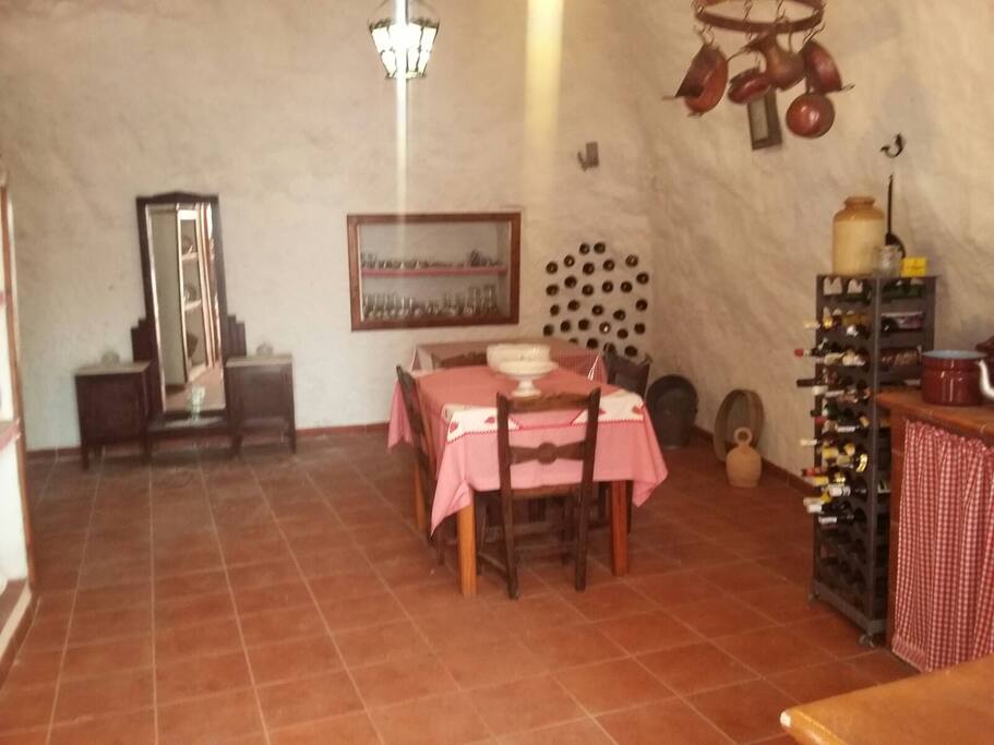 CUEVA