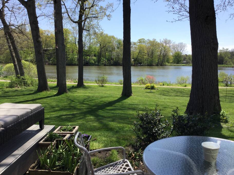 Patio setting on the waterfront minutes from Main Street Ann Arbor