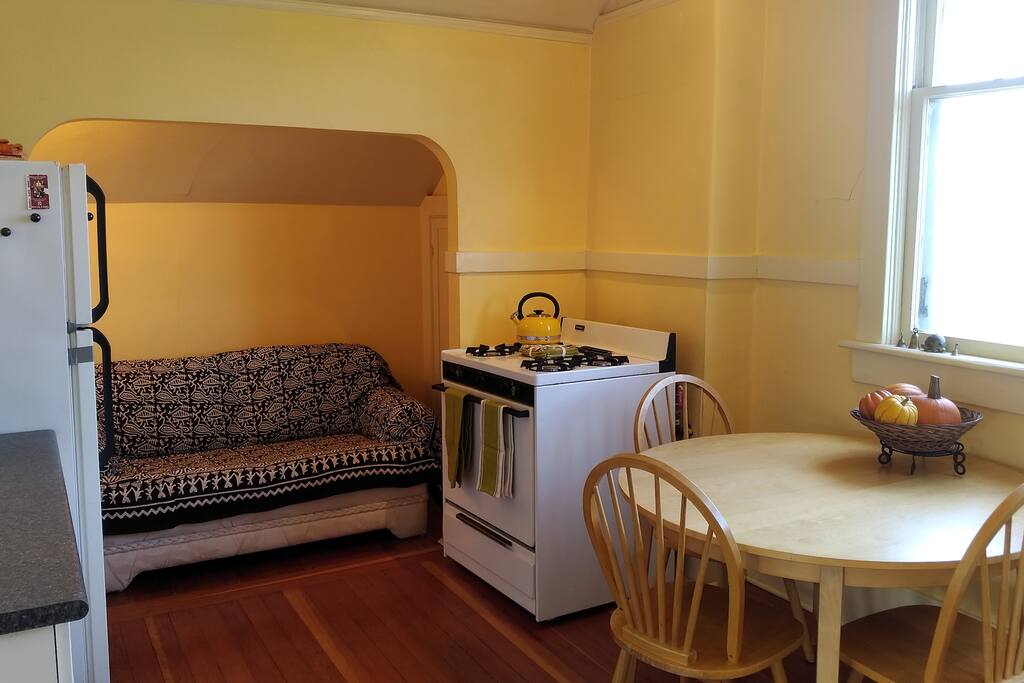 Cozy kitchen nook