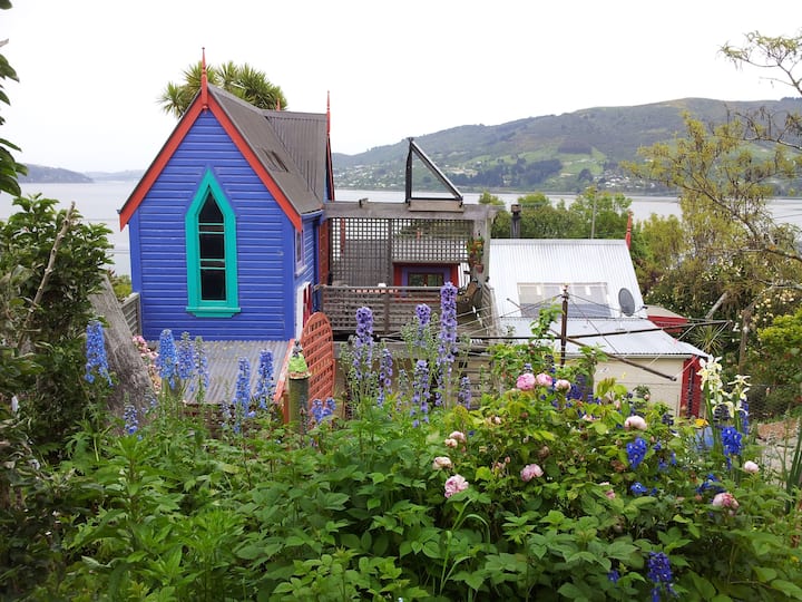 Harbourside Studio Apartment 'seven' Cottages for Rent in Dunedin