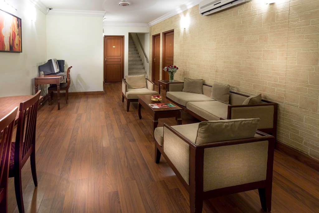 Personal Lounge