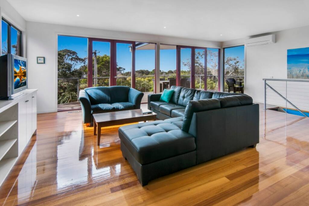 Living area - Beachside Vista