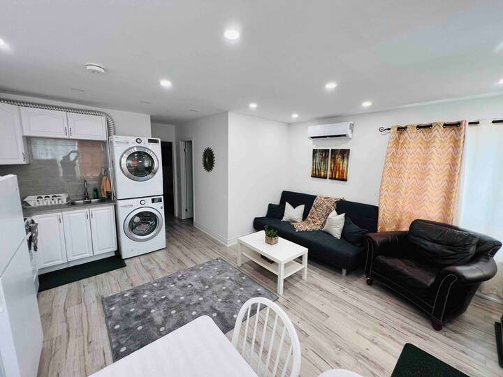 Bright, New 2 Bedroom Apartment - Toronto