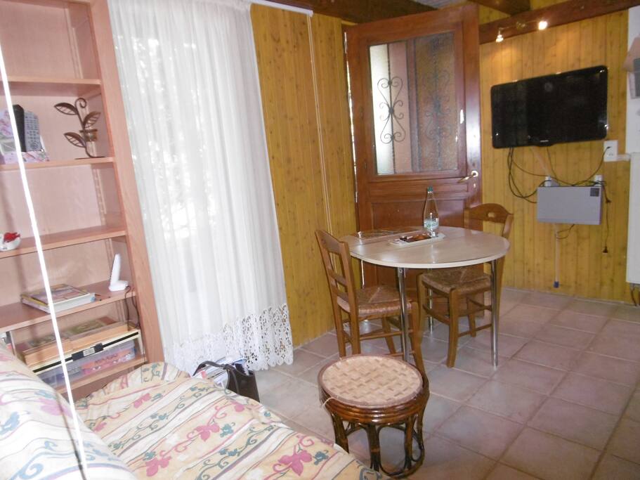 Entrée Cuisine Salon