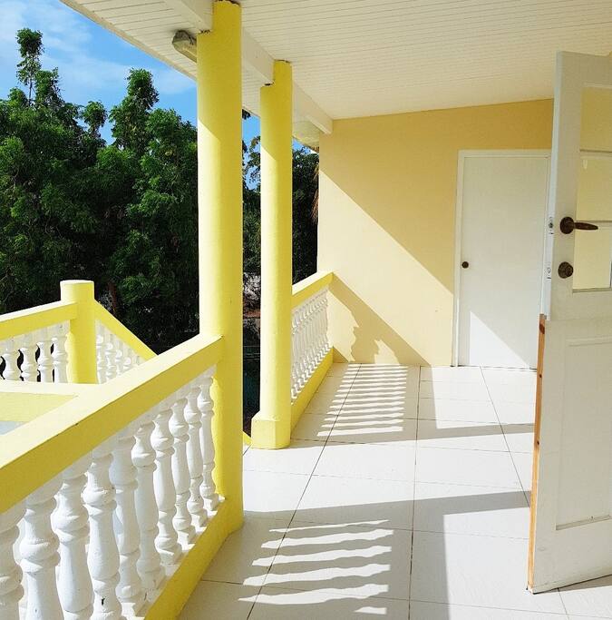porch(back)