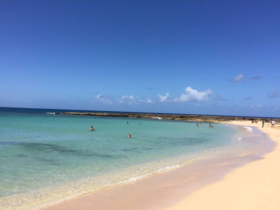 Main Beach (Less than 5 minutes walking) - Playa principal del Pueblo a menos de 5 minutos caminando.