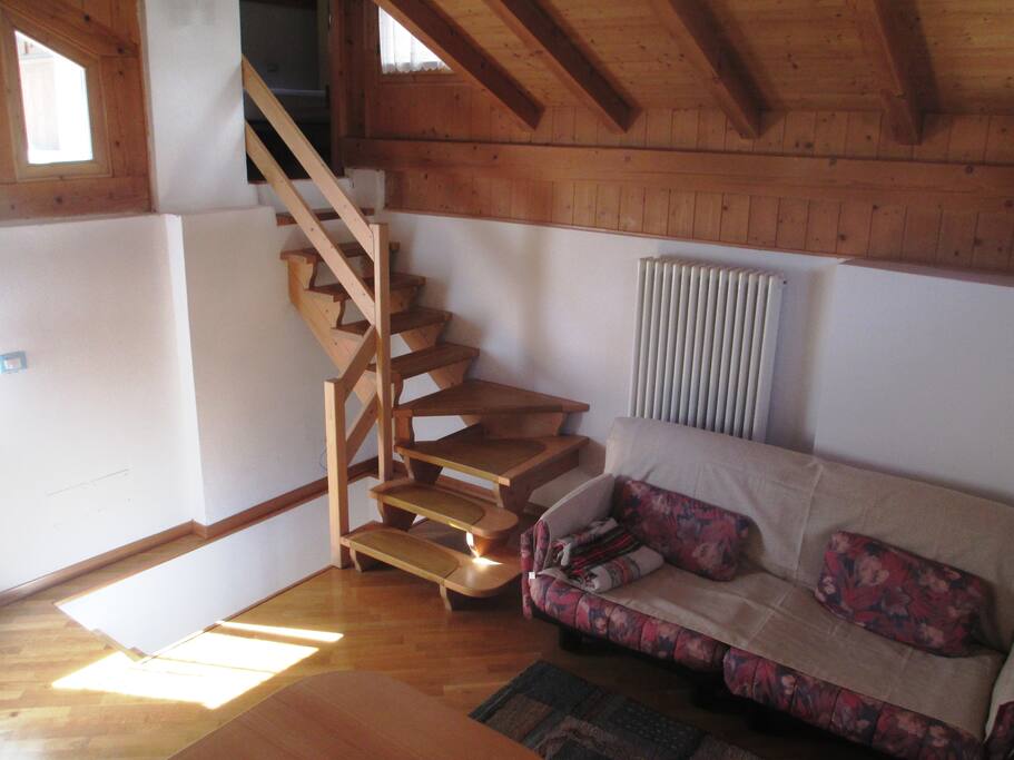 Salotto con divano letto (Livello 2)