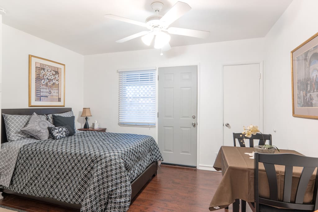 Bed and Sitting area