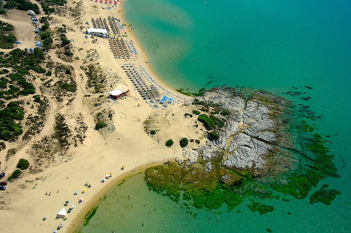 Nea Peramos, Greece