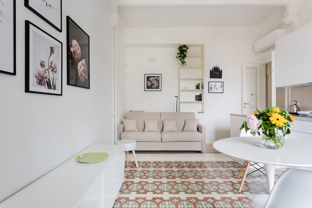The Living room with the sofa bed x1