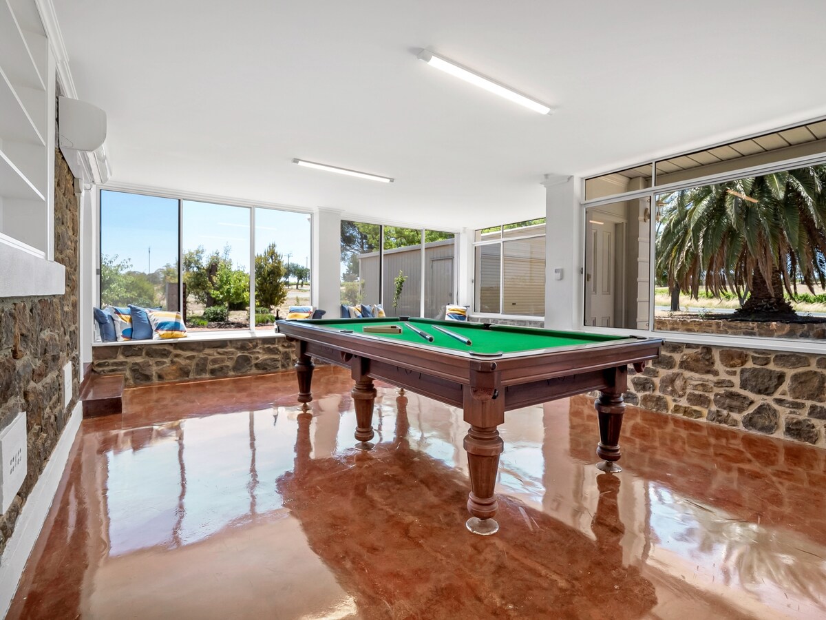 Mattschoss House