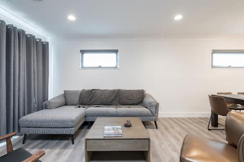 Stylish 4 bedroom house near high tech companies