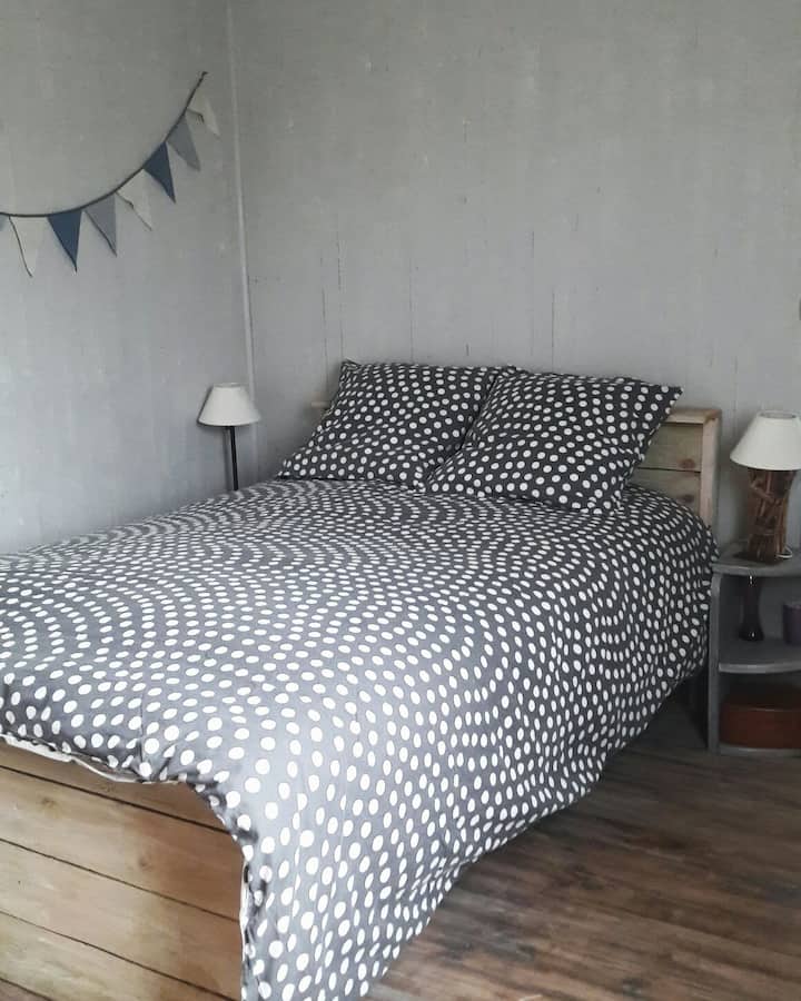 غرفة النوم 1