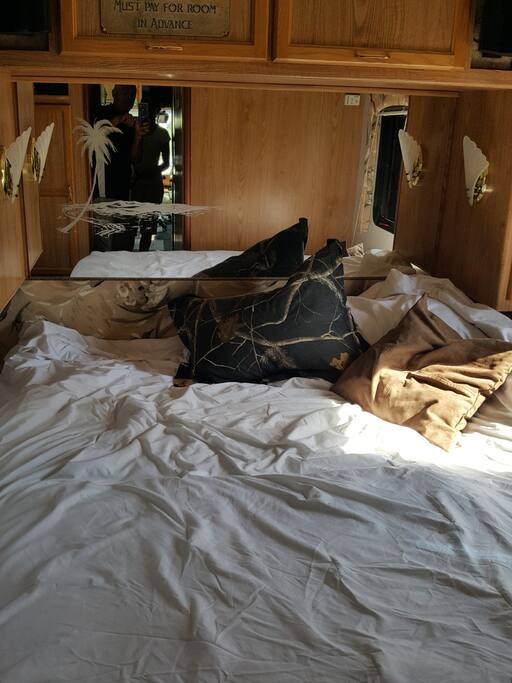 Aft cabin