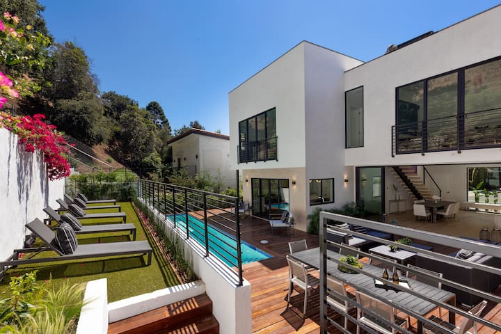 BRAND NEW BEVERLY HILLS HOME! 3 Min to SUNSETBLVD