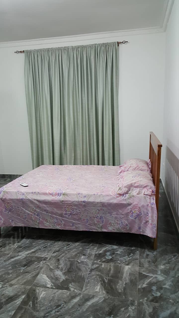 Საწოლი 193 × 203 სმ