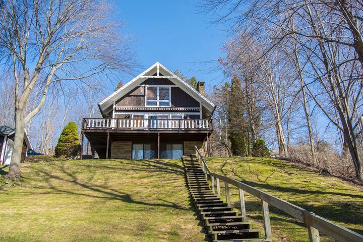 Chautauqua Lake Water Front - Pool, Dock, Hot Tub!