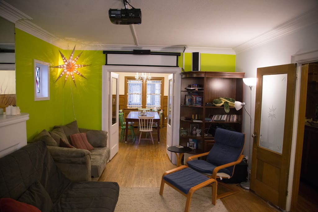 Living room, complete with projector and surround sound.