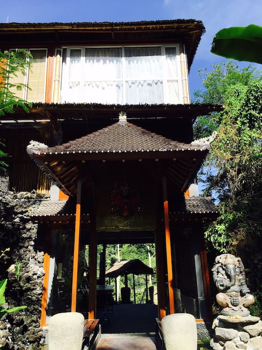 ENTRANCE TO THE VILLA