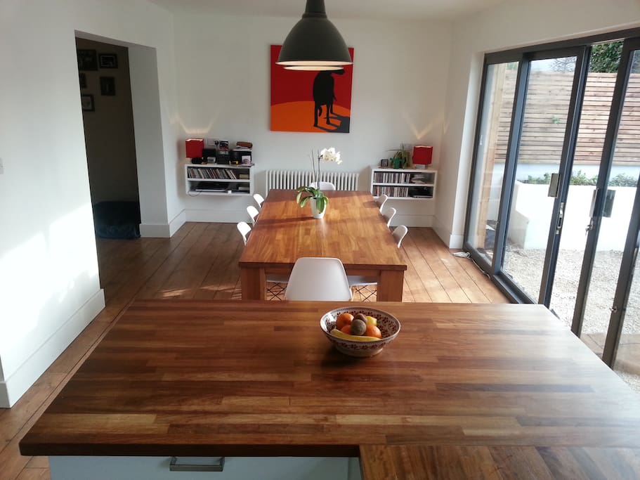 Kitchen/ dining area