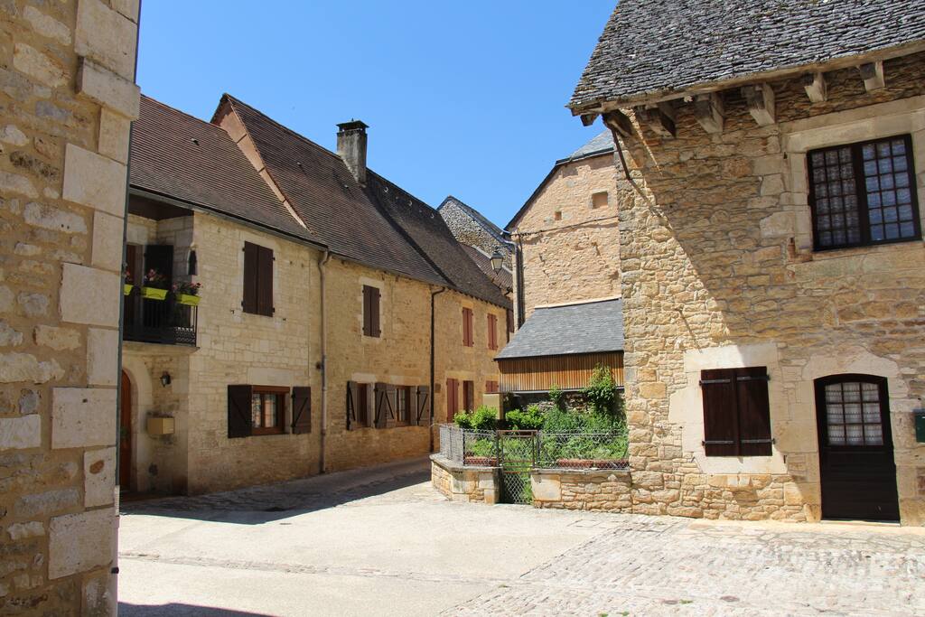 Le village