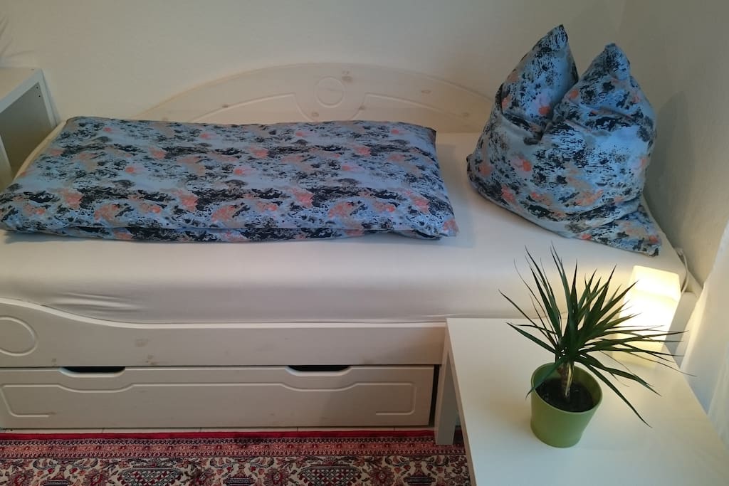 gemütliches Bett