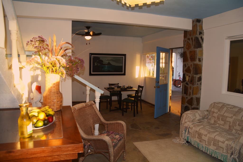 Dining area and front door to "Shabby Chic".