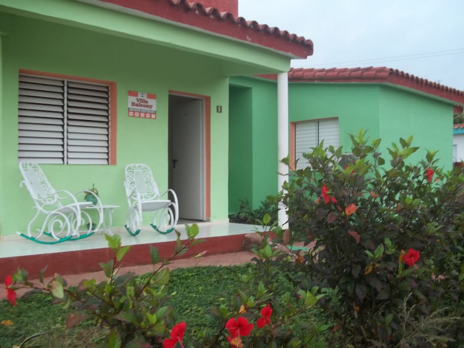 vista del frente de la casa.