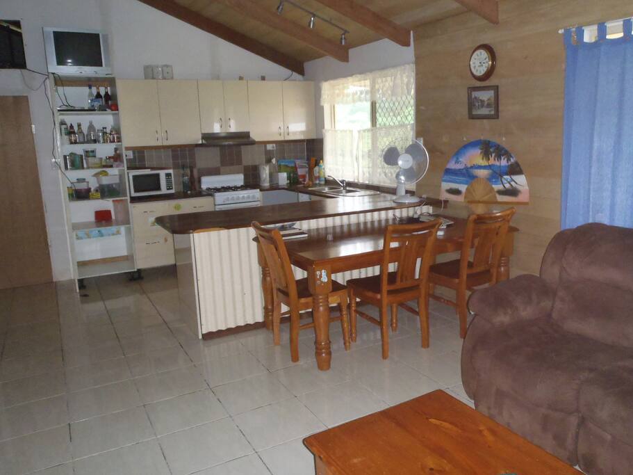 Kitchen dining
