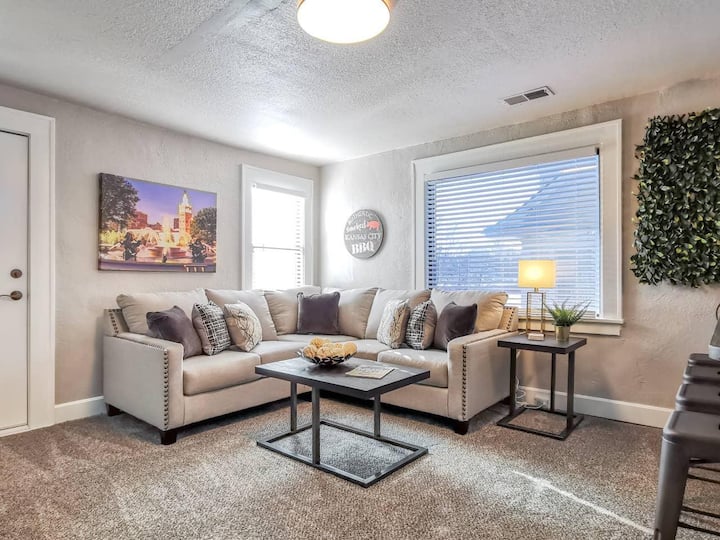 Kansas City Vacation Rentals House and Condominium Rentals Airbnb