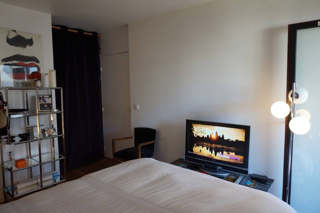 Bedroom with Tv