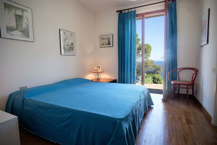 غرفة جايد، حل مزدوج