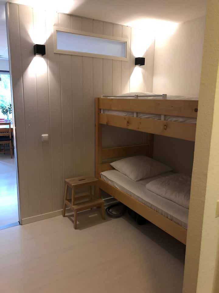 Chambre avec lit superposé