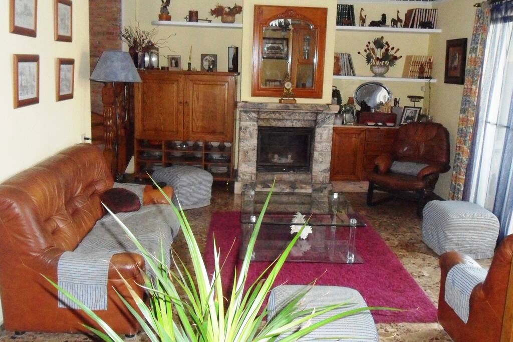SALON COMEDOR