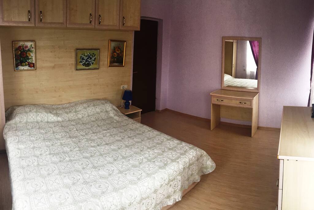 Второй этаж, 1я комната.