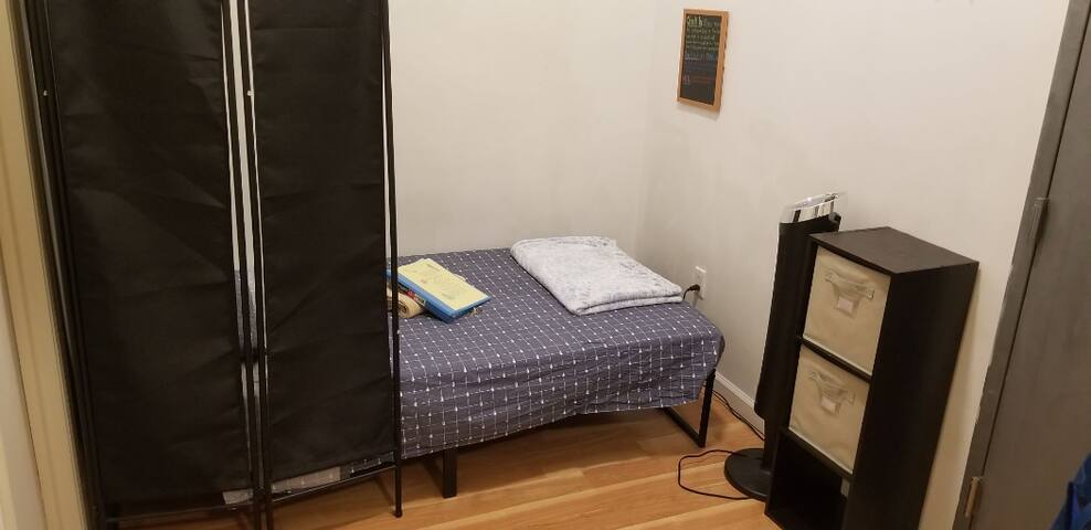 Cozy Corner In Heart of Manhattan