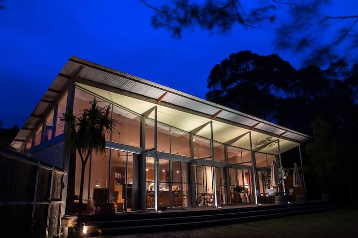 ARTHOUSE Bay of Fires INSPIRING BEACH HOUSE