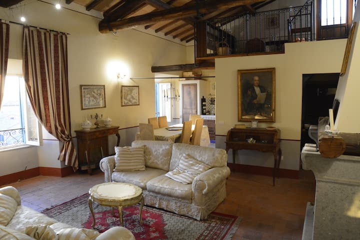 Dimora Storica Panoramica Nel Borgo Antico - Tuscania