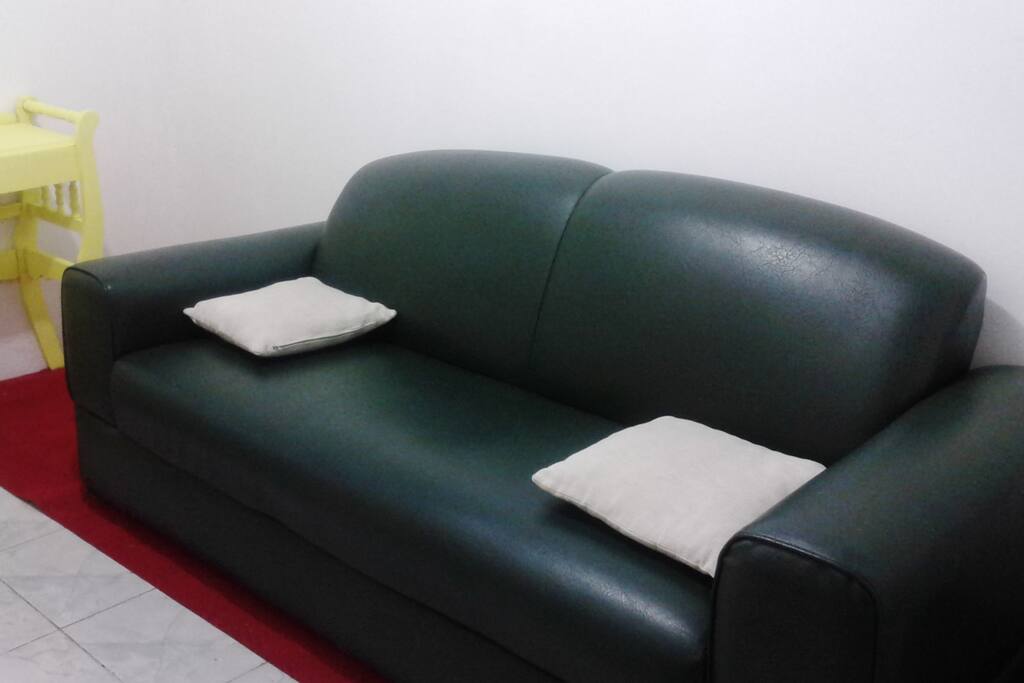 Sala de leitura e tv